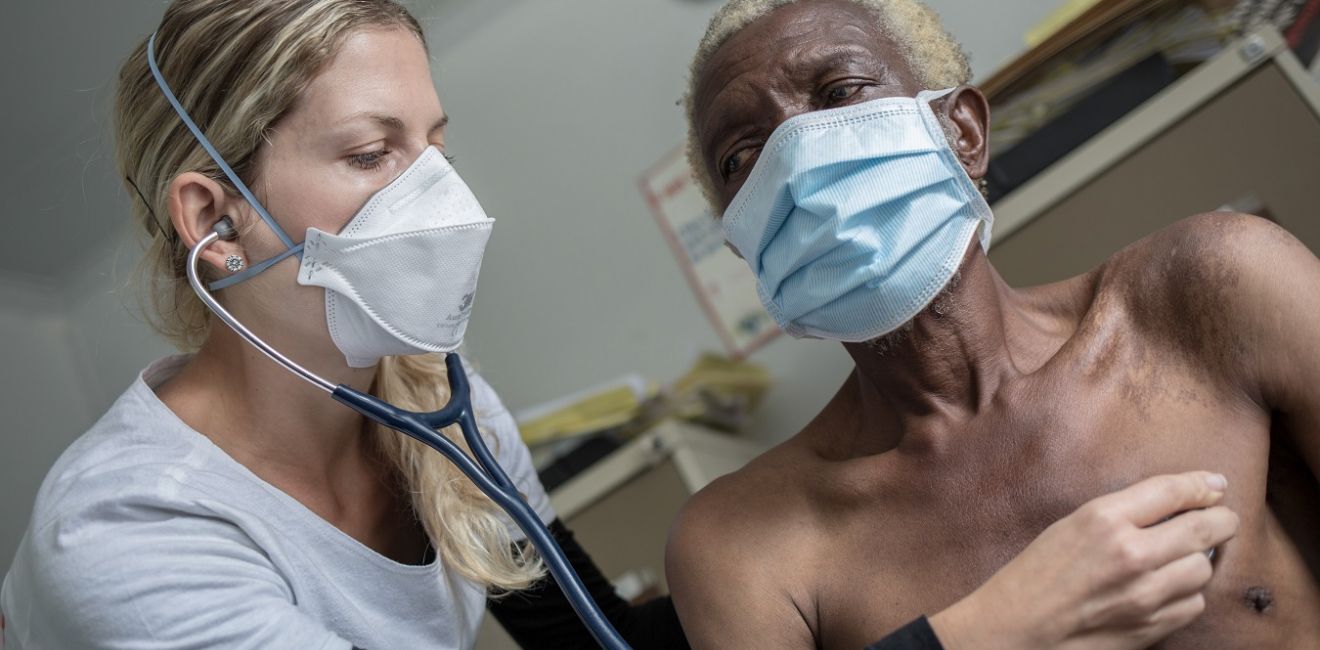 Impacto do Uso de Crack na Incidência de Tuberculose em Pacientes Vulneráveis