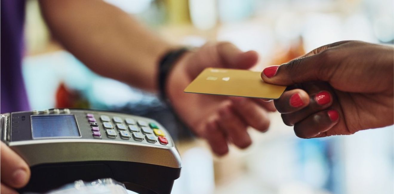 Compras compulsivas: uma revisão e um relato de caso