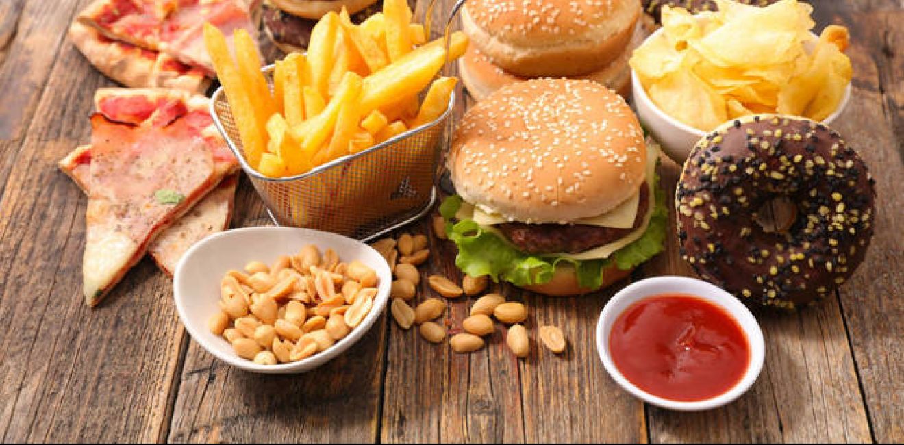 “Abra a felicidade”? Implicações para o vício alimentar