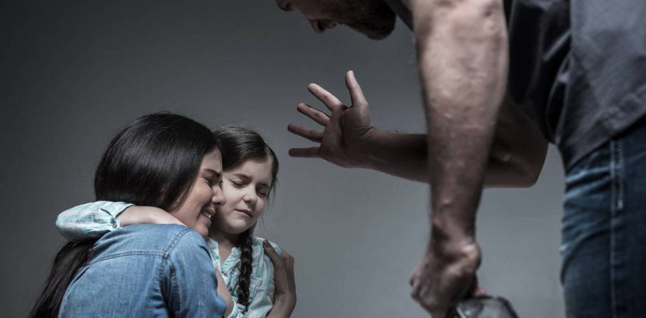 Violência doméstica, abuso de álcool e substâncias psicoativas