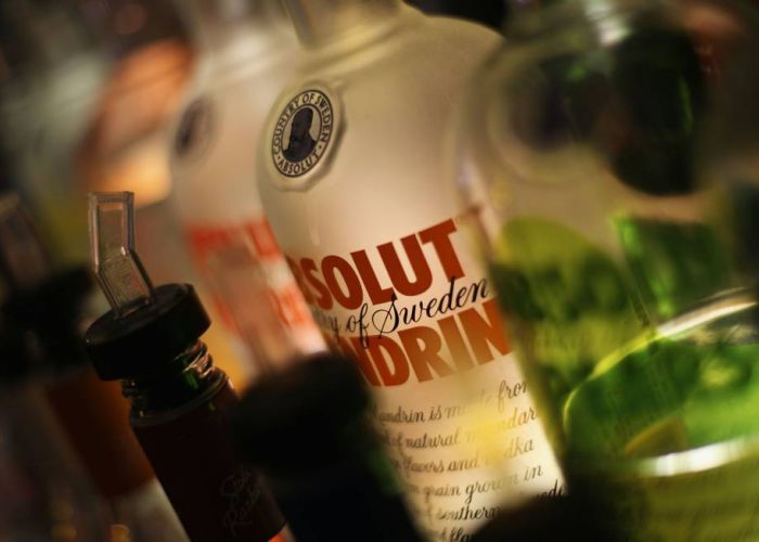 Consumo Excessivo de Álcool Por Jovens Está Ligado à Menção de Bebida Em Músicas