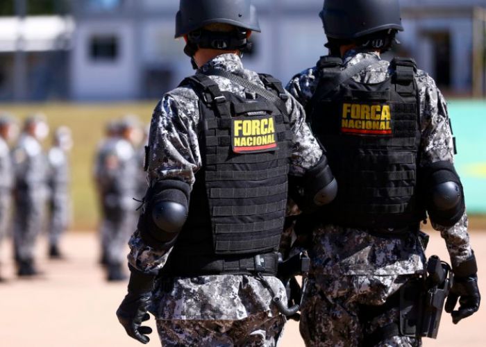 Drogas, conflito e os EUA: a Colômbia no início do século
