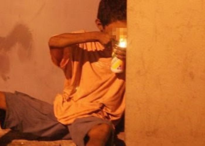 Adolescentes, Rua, Drogas e Substâncias Psicoativas: Um Estudo sobre Risco e Proteção