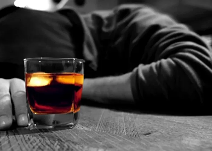 Adicção ao Álcool: Negação, Normalização Social e Desafios para o Reconhecimento e Tratamento