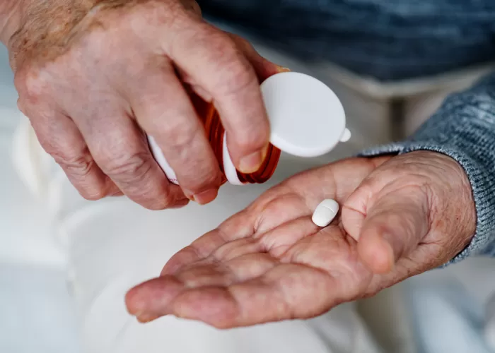 Uso Indevido de Psicofármacos na Terceira Idade: Um Problema Invisível, mas Real