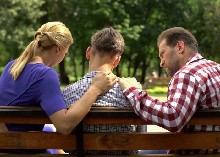 Percepções de famílias de baixa renda sobre o uso de drogas por um de seus membros