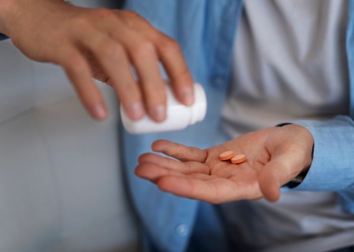 A Importância do Tratamento Medicamentoso na Dependência Química